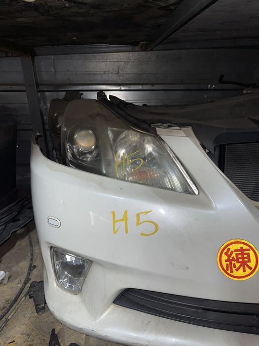 Морда , ноускат Toyota Crown Royal 2012