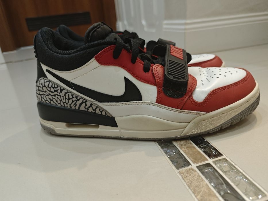 NIKE Air Jordan Legacy 312 Low