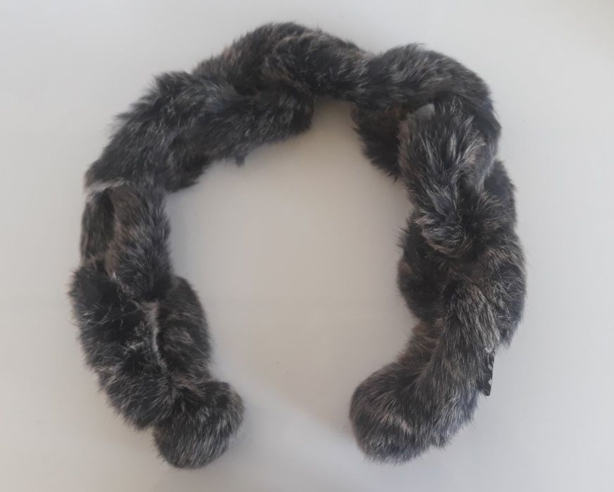 Шал от истинска заешка козина