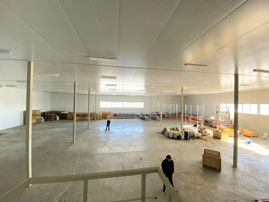 Фруктохранилище действующее.