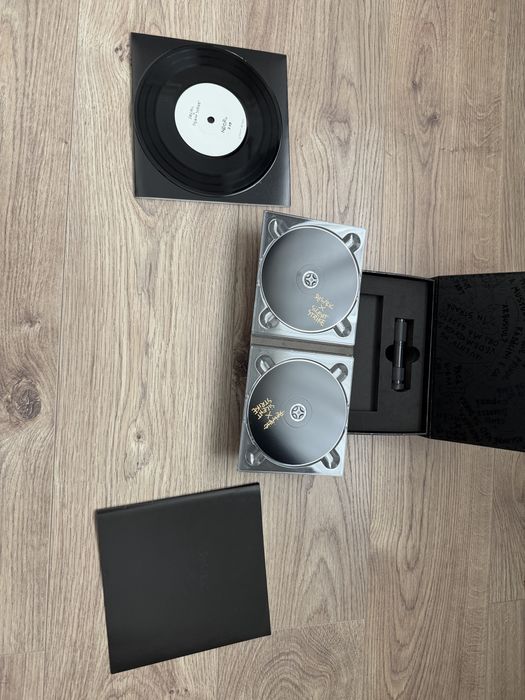 Vand pachet Deliric X Silent Strike