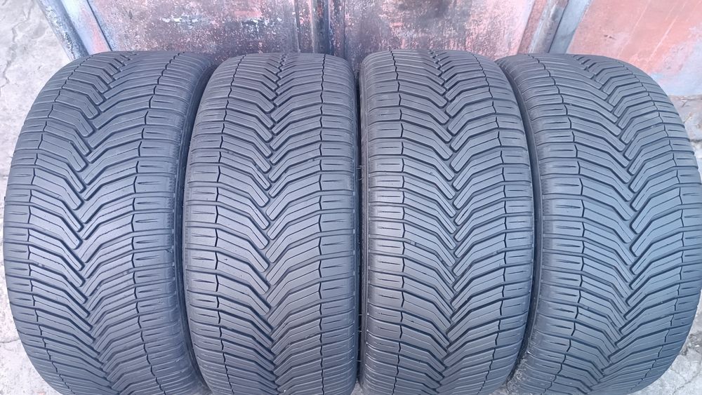 225/40/18 Michelin