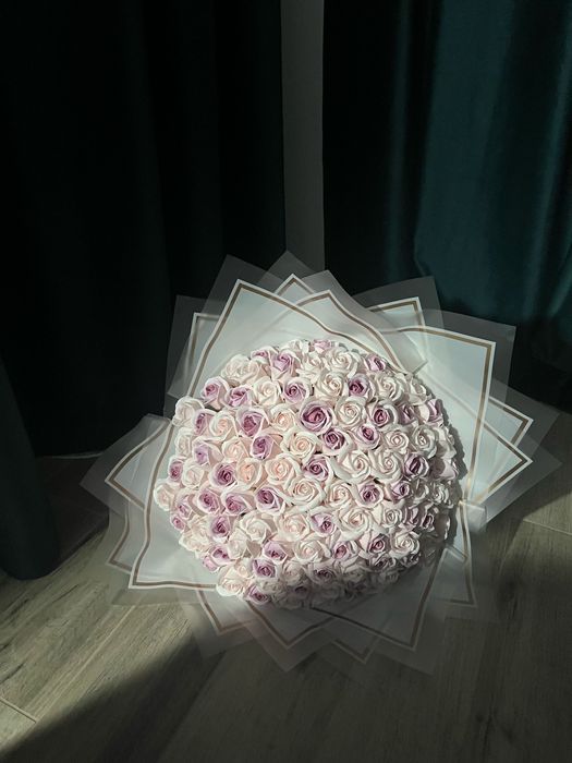 Buchet 101 trandafiri