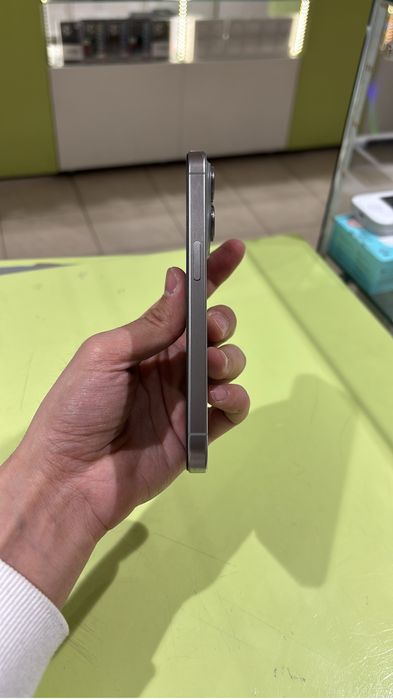 Продаю iPhone 15 pro 128Gb 87%