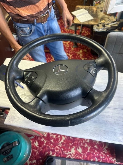 Продам руль, оригинал