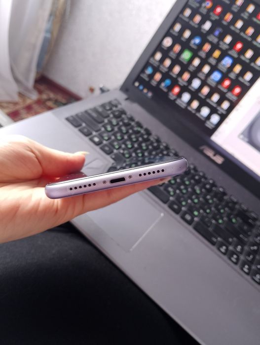iPhone 11 с гарантией