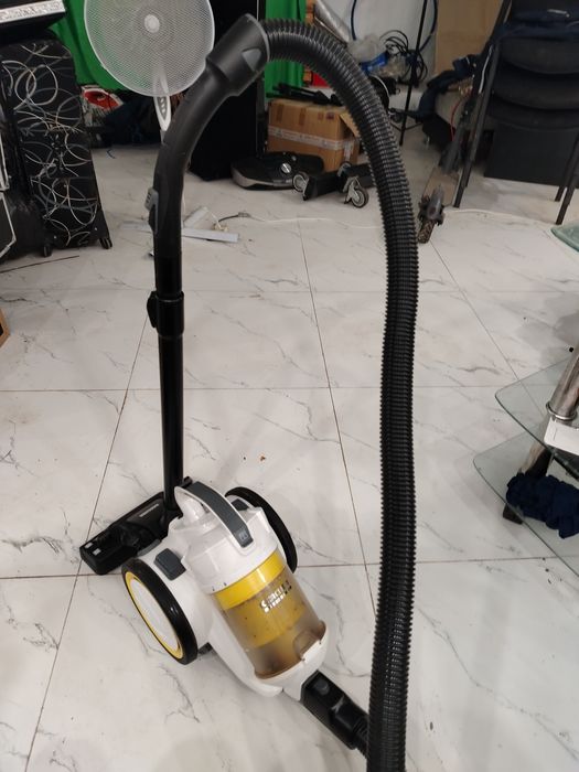 Пылесос KARCHER VC 3