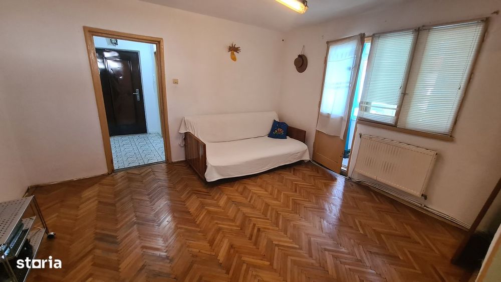 Apartament cu 2 camere de vânzare în Curtea de Argeș