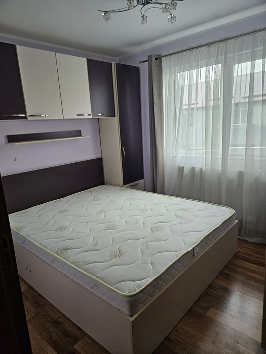 Apartament 3 camere de inchiriat