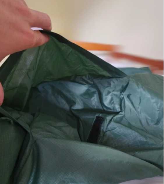 Почти нов спален чувал Crivit – надеждно удобство за къмпинг и планини