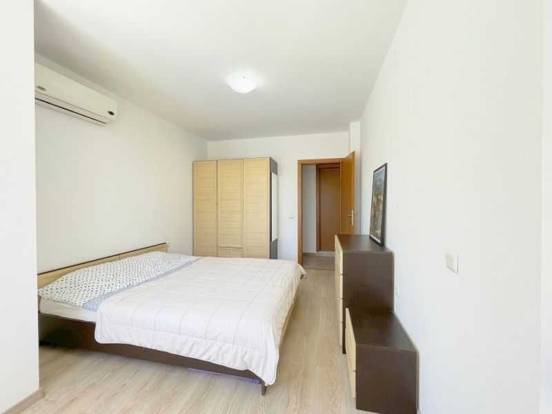 Продава се Двустаен апартамент в к.к. Слънчев бряг - 63 кв.м за 1080 €/кв.м - Снимка #1