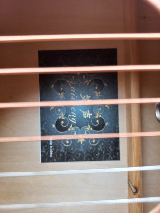 Продается гитара в отличном состоянии