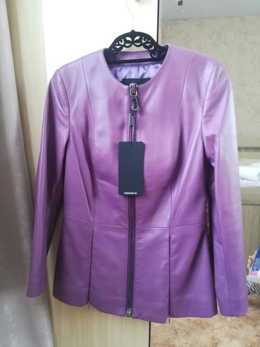 Продам кожаную куртку