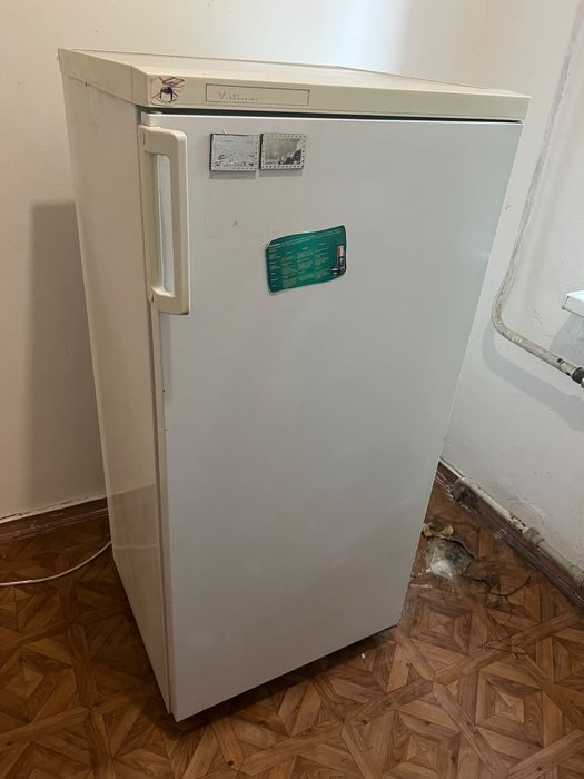 Холодильник продам