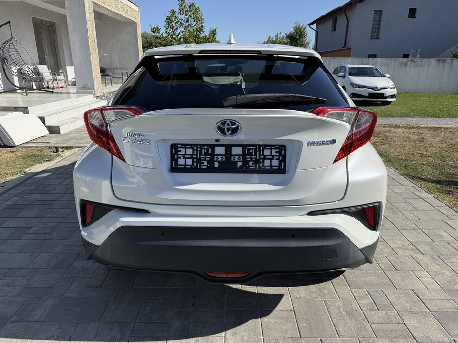 TOYOTA C-HR 1.8 Hybrid LOUNGE / 2017 / Istoric Toyota / Garantie /74.000 km