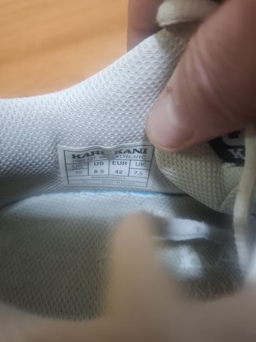 Pantofi sport Karl Kani,marime 42,lungime brant 27 cm