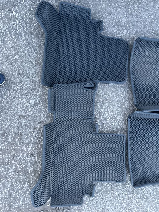 Продаю ЕВА коврик Geely Coolray