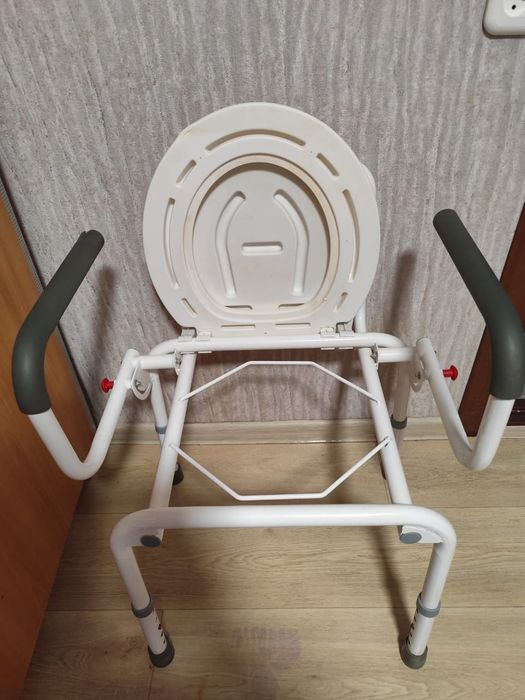 Стул-туалет б/у недорого
