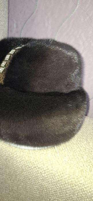 Продам норковую шапку (оригинал)