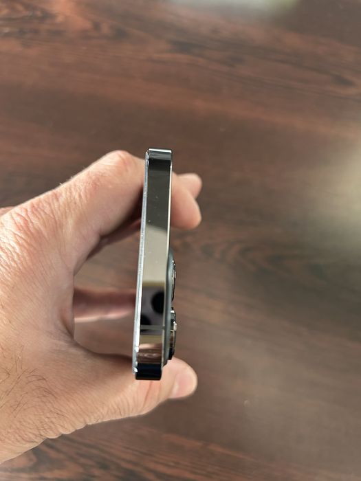 Iphone 13 pro Graphite, като нов, с гаранция