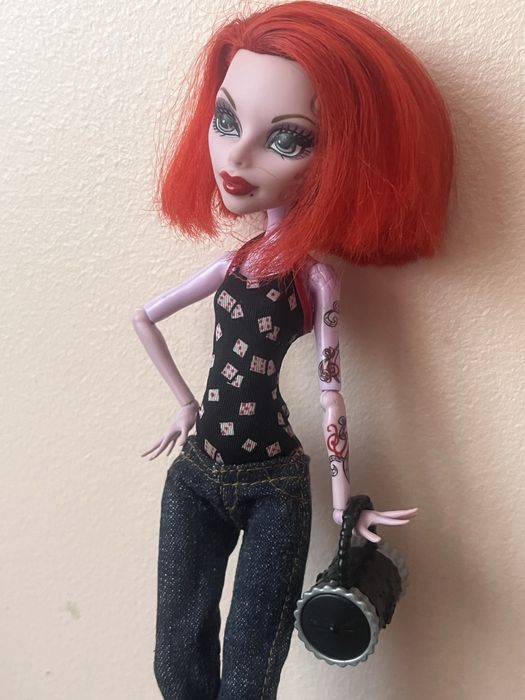 Кукла monster high