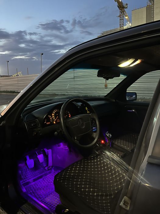 Продам мерседес w202