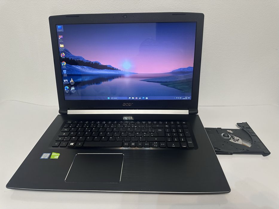Laptop Acer Aspire , 17 inch, A517-51Series, i3-6006U 2.00Ghz, 8Gb Ram, SSD 256Gb