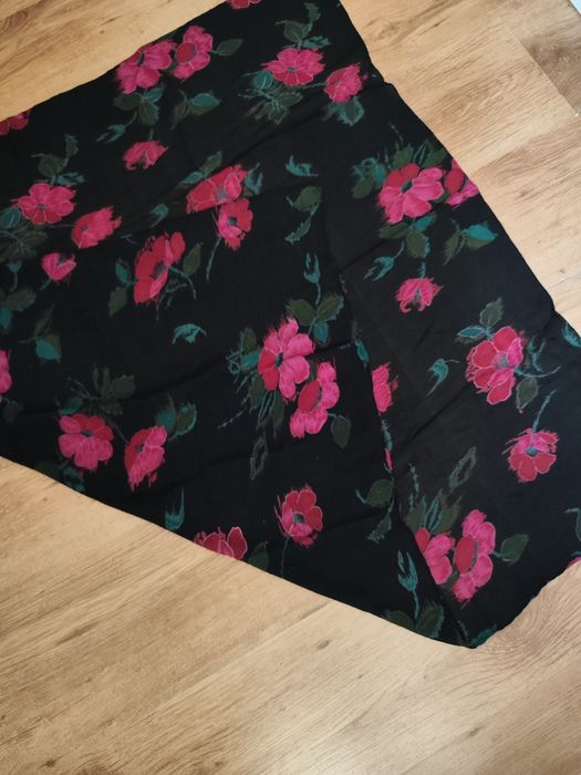 Eșarfă din mătase 100x100cm