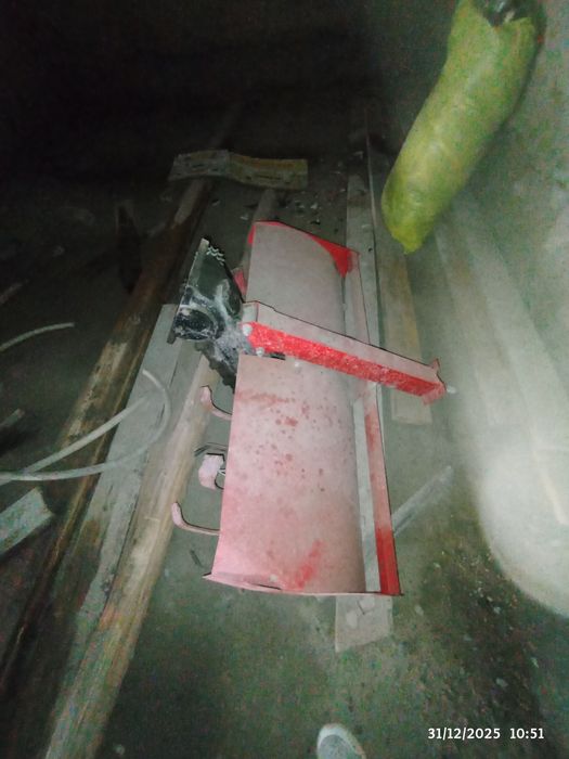 Mini traktor holati yaxshi frizasi pulligi jatkasi bor