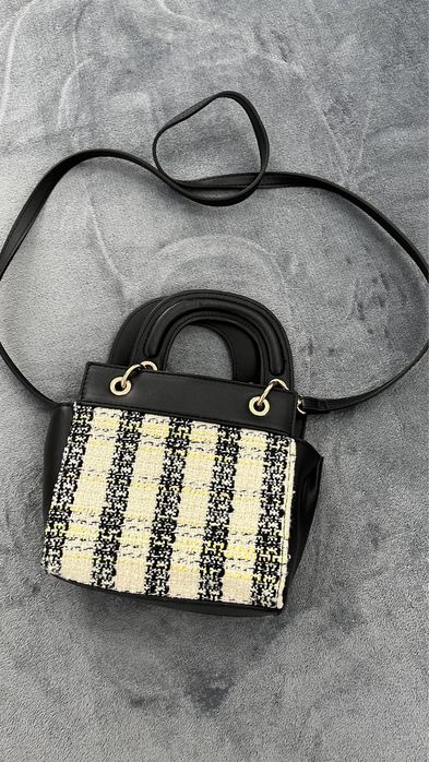 Малка дамска чанта