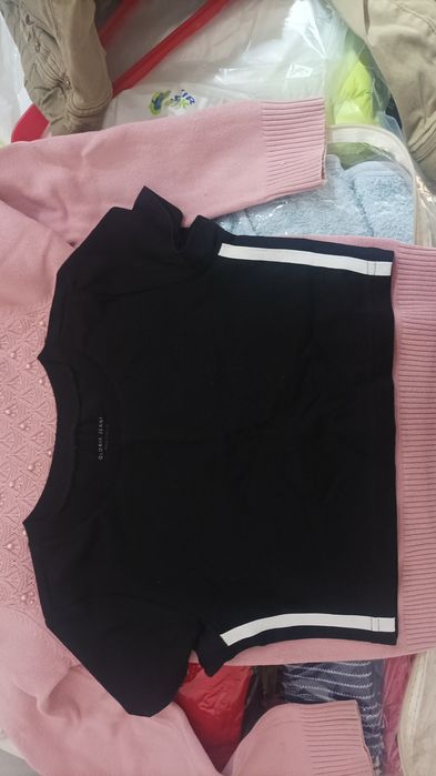 Продаются вещи на подростка водолазка, брюки, безрукавка