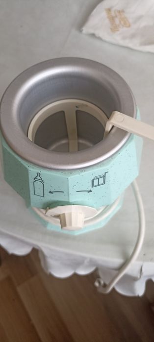 Уред за притопляне на бебешка храна