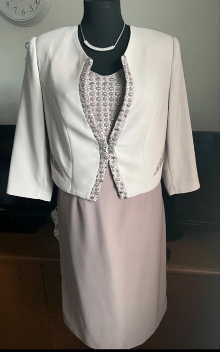Costum elegant de dama