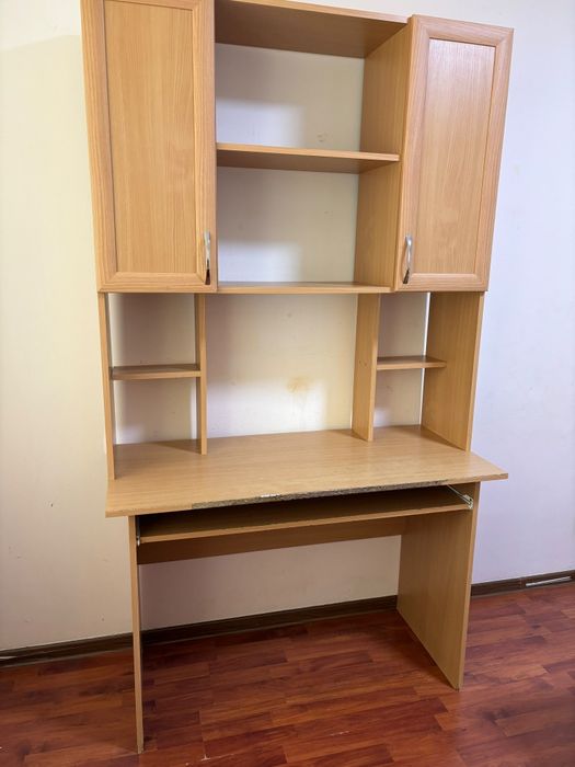 Продам стол письменный