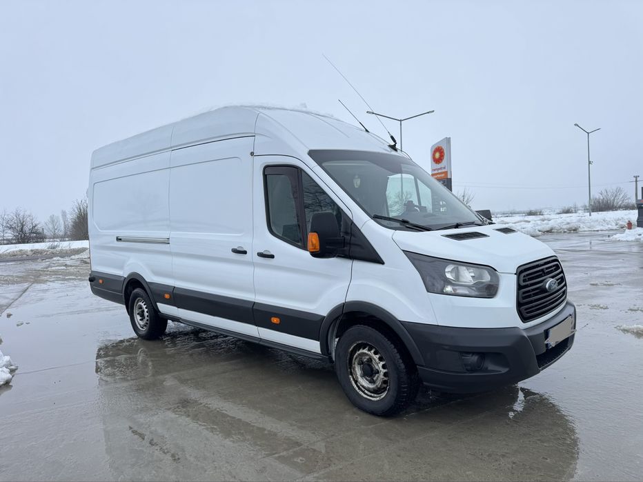 Ford Transit / Modelul lung an 2018