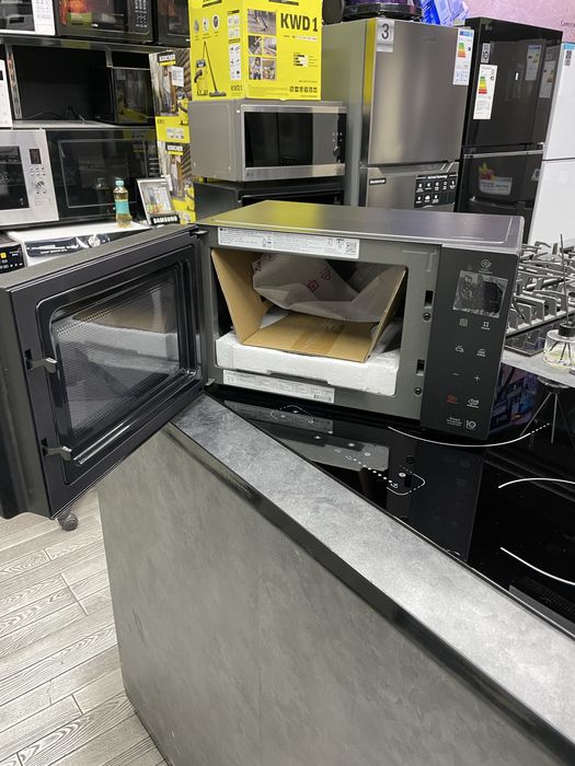 Mikravolnovka LG Pech Микроволновка LG- 23L Inverter Neochef