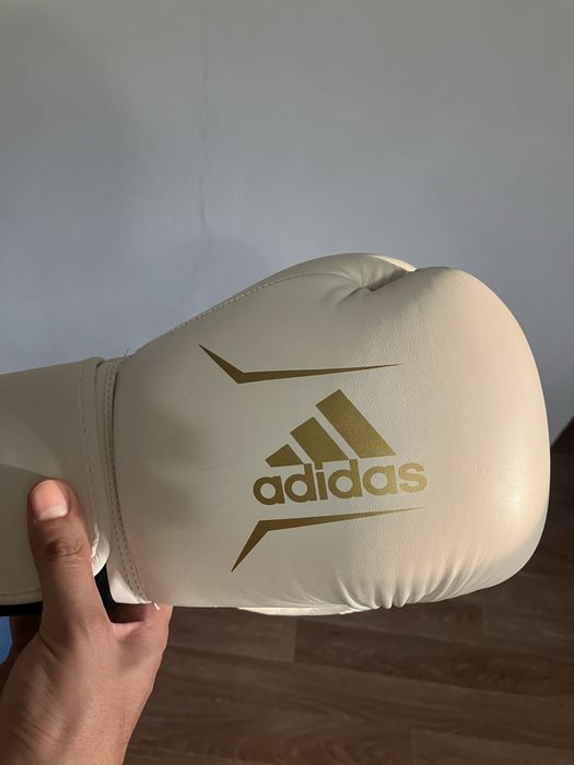 Продам боксерскую грушу