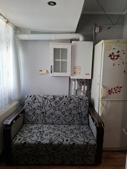 Închiriez garsoniera zona zahana