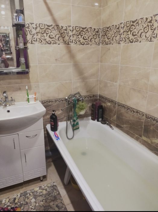 Продам  двухэтажный коттедж