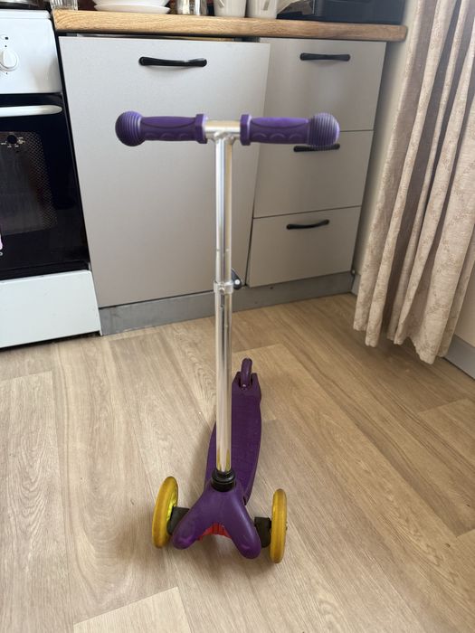 Самокат детский.