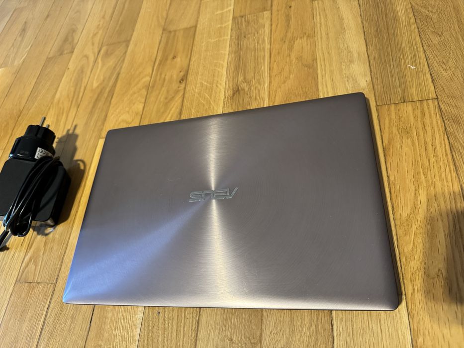 Laptop ASUS ZenBook UX303U – i5 – 8GB RAM – SSD 256 - Touchscreen