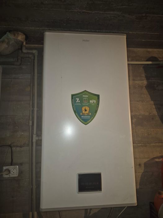 Бойлер Haier 80л