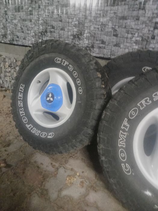 Продам диски с резиной