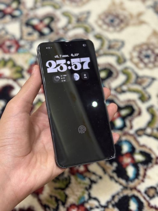 Samsung Galaxy S23 flagman