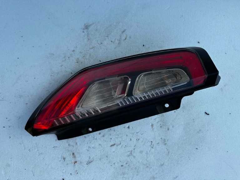 Stop spate stanga dreapta  FIAT PUNTO EVO (199_) 2008-2012 51888062 51888060