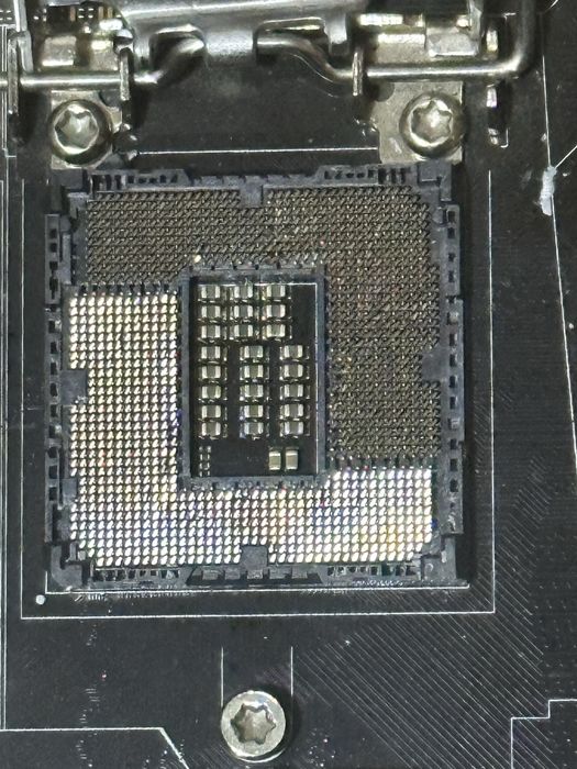 Placa de Baza Asus FX10CS Slot 1151 v2 Intel seriile 8-9 pini indoiti