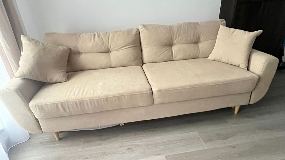 Canapea extensibila 3 locuri