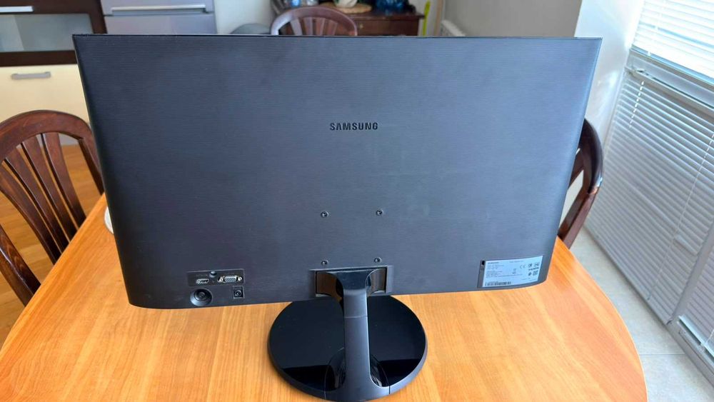 Samsung 27" Full HD PLS монитор S27F354FHU – HDMI / VGA / FreeSync