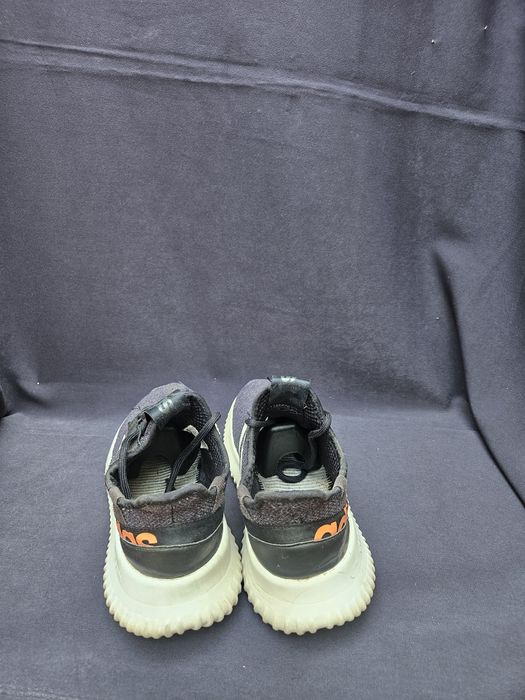 Adidasi adidas kaptir