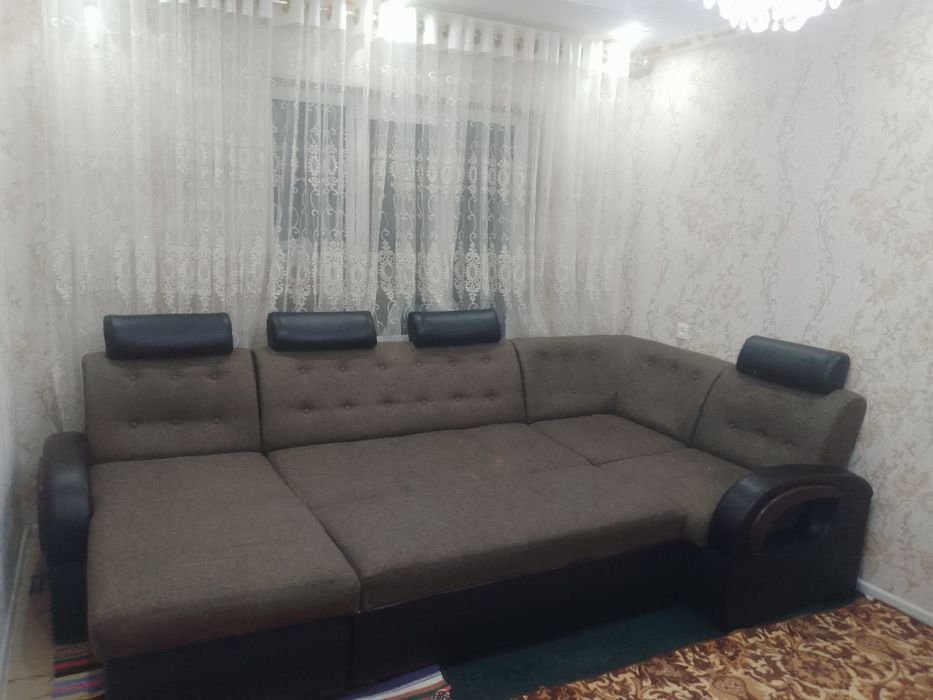 Диван сотилади холати яхши